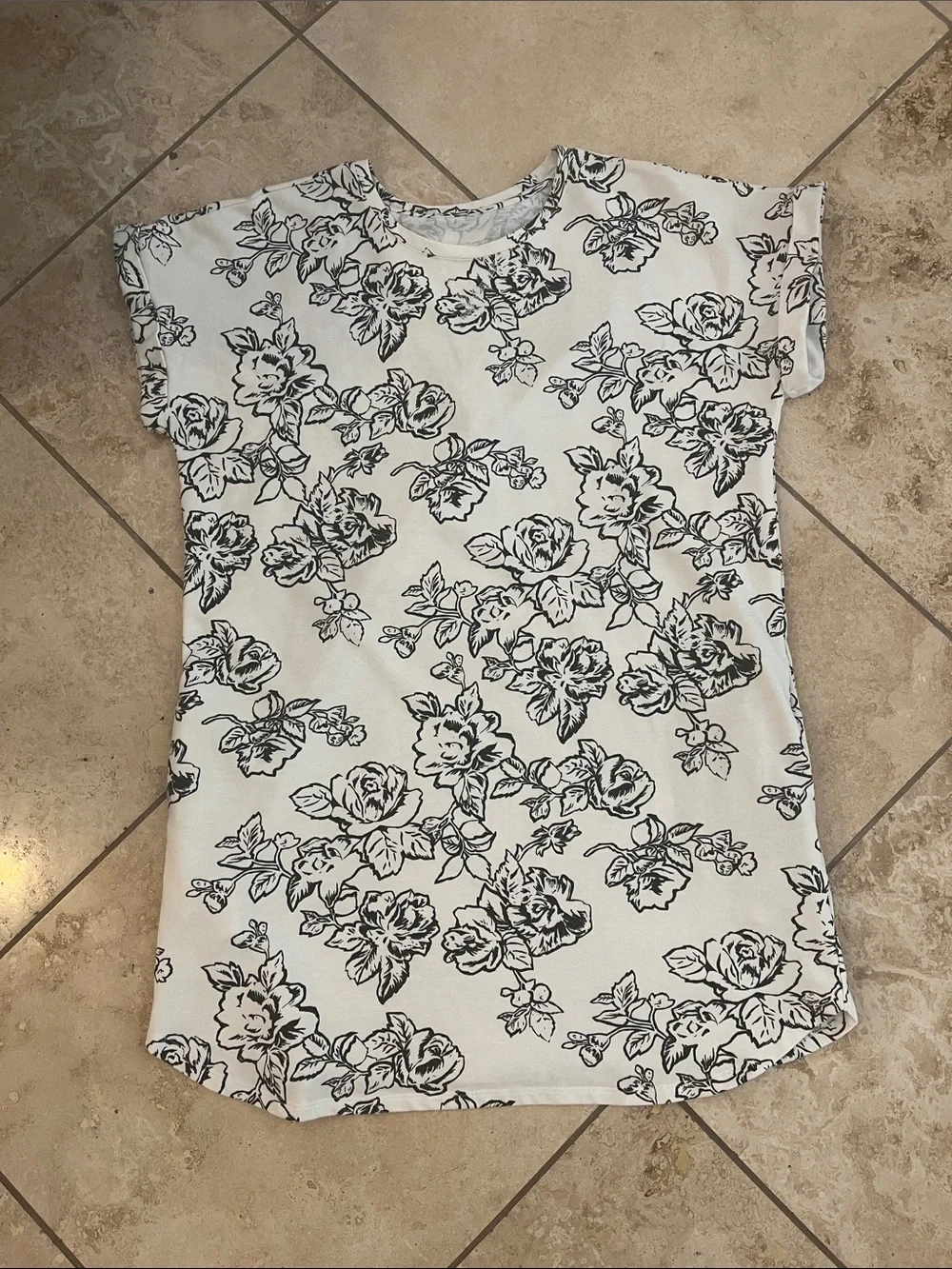 Floral Black & White Short Sleeve Tunic